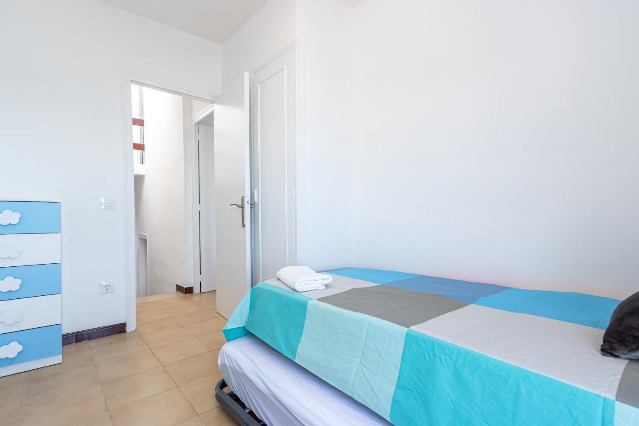 הוילה רוזס R30-Casa Junto Al Mar, Preciosas Vistas מראה חיצוני תמונה